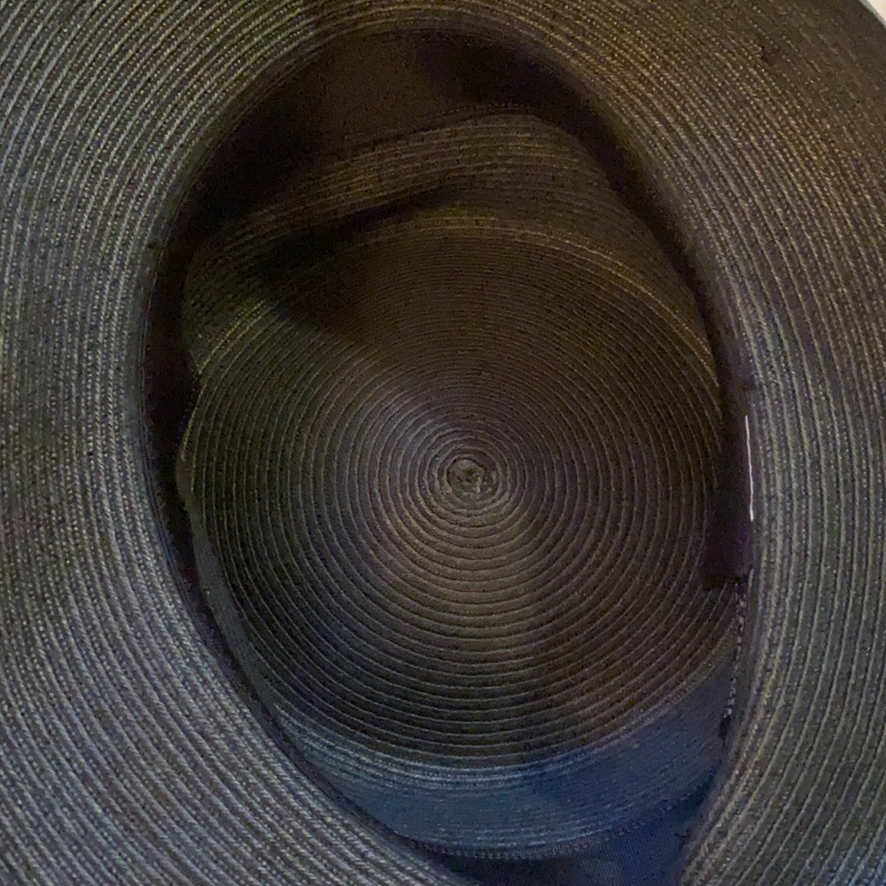 Woman hat - Picture 2 of 4